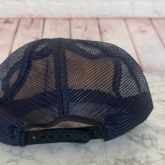 1970’s Hospital PATIENT CARE ANYWHERE SNAPBACK NAVY HAT - Picture 4 of 7